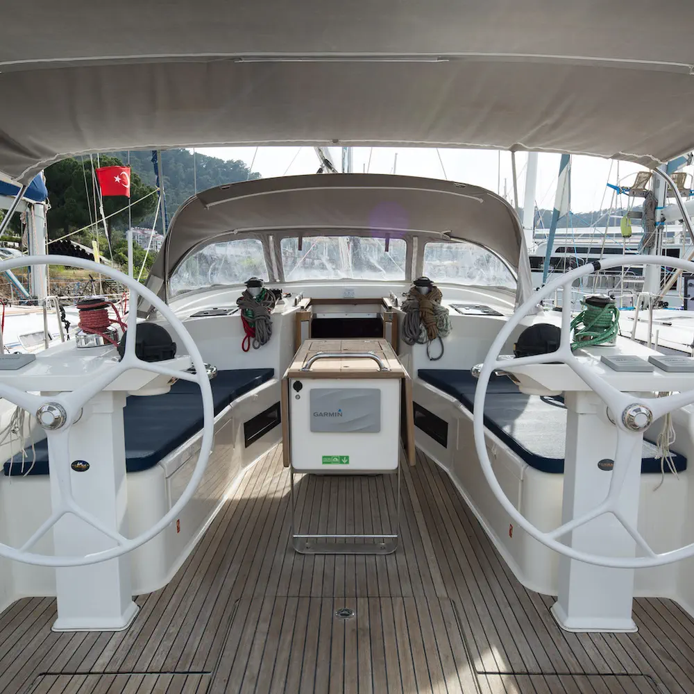 Aziza 7