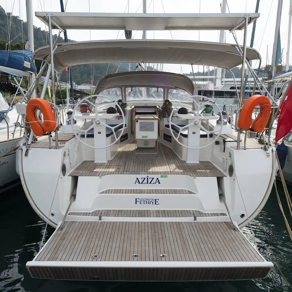 Aziza 11