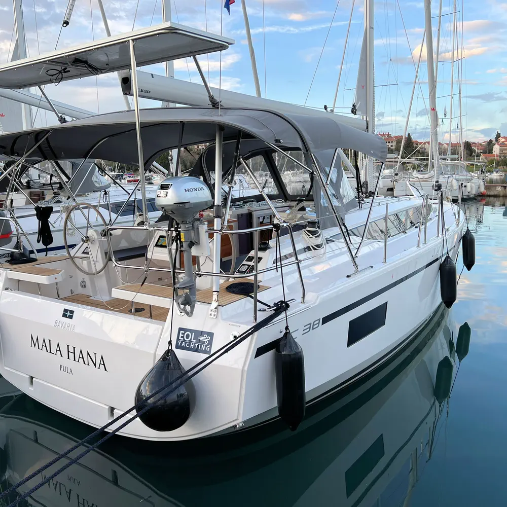 Mala Hana 11