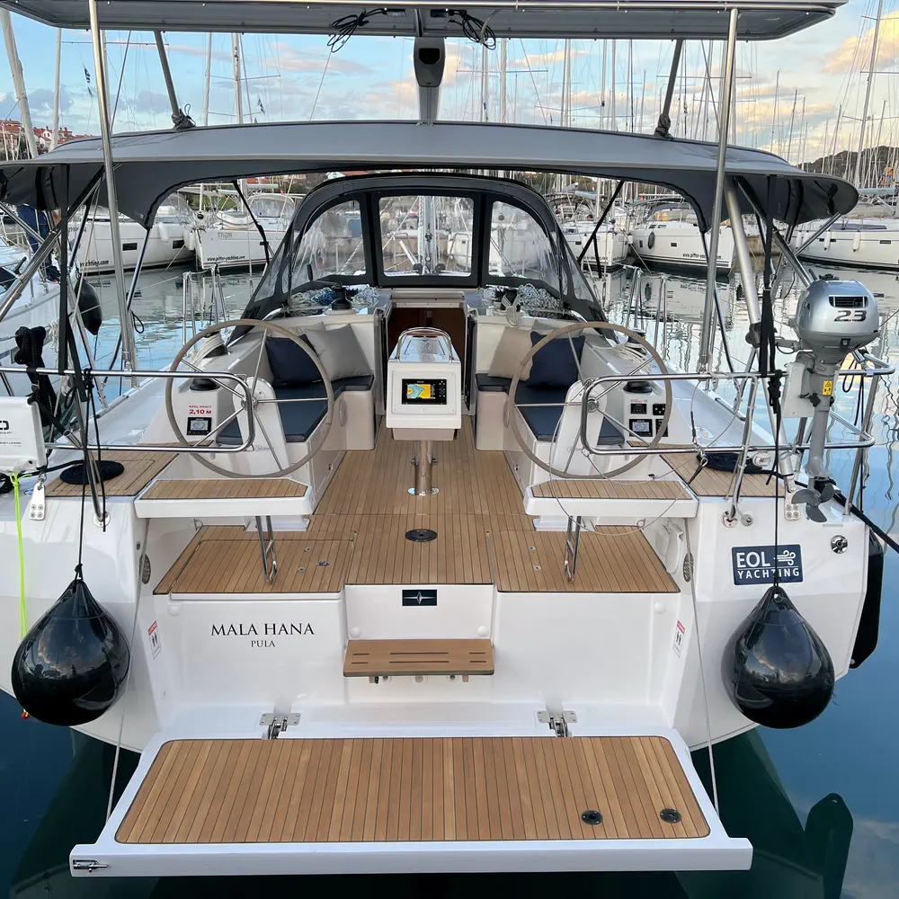 Mala Hana 31