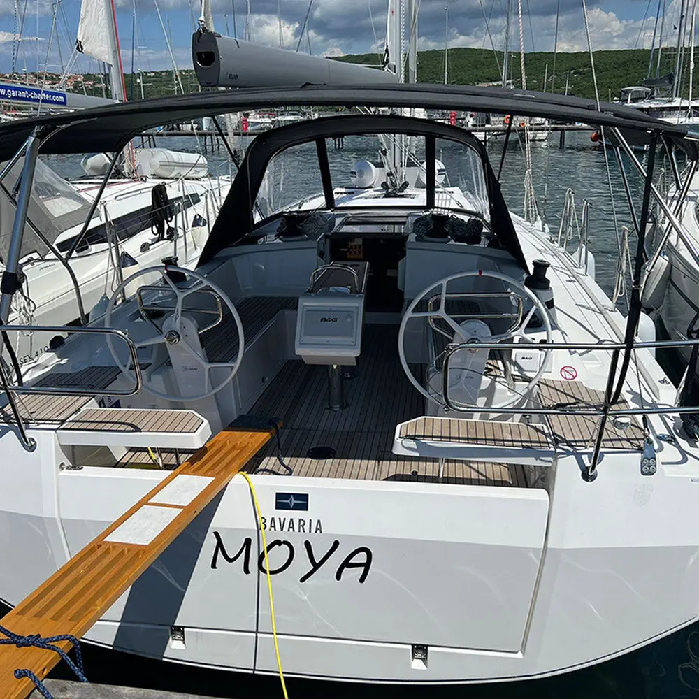 Moya 10