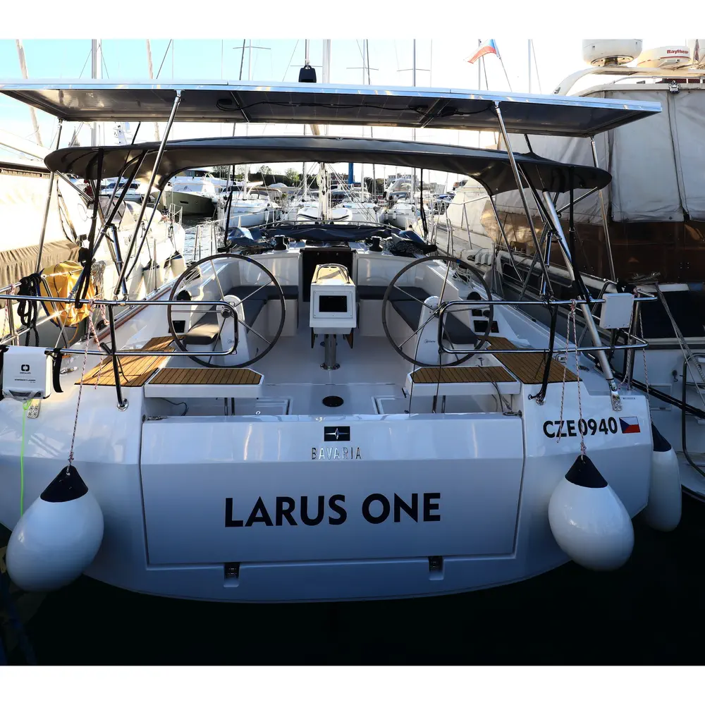 Larus One 4