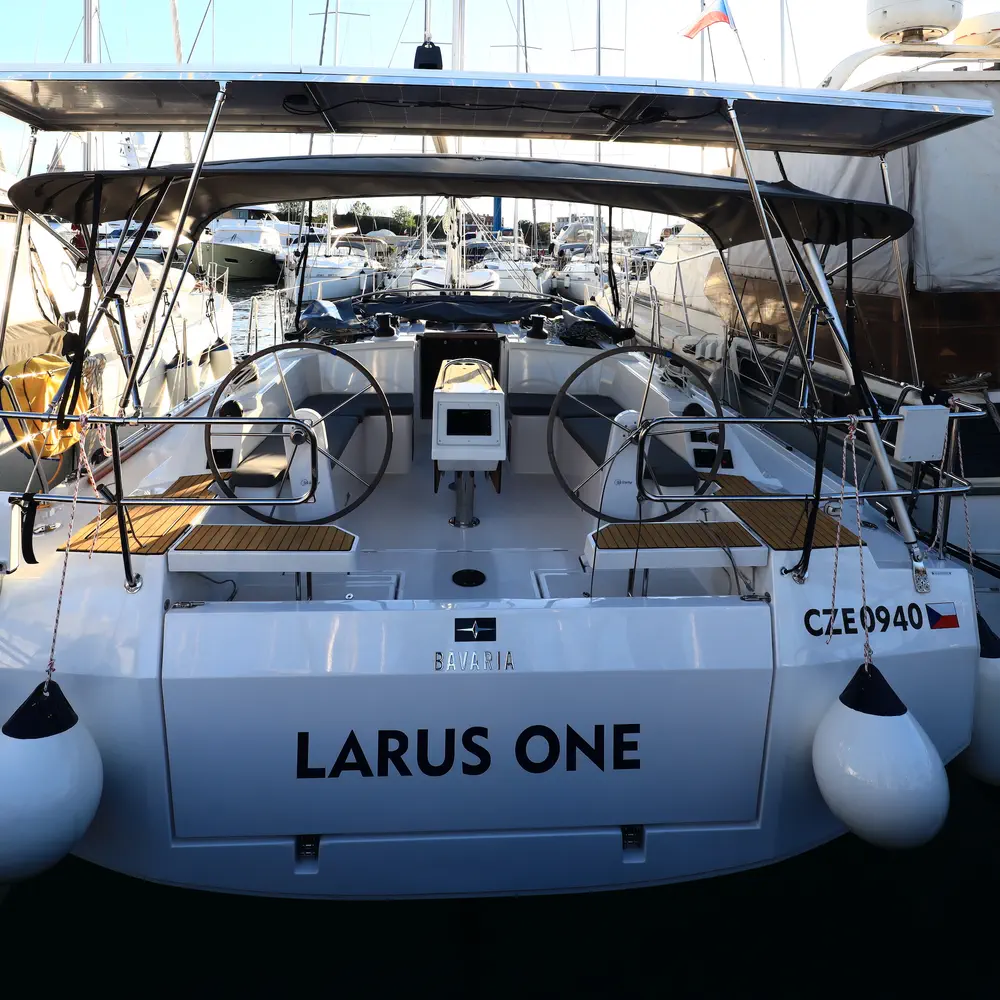 Larus One 3