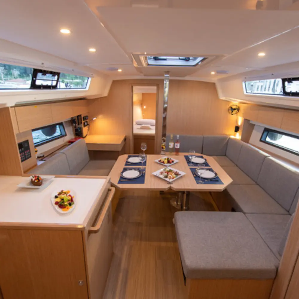 Karpouzi | A/C, Bow Thruster, Full teak deck 3