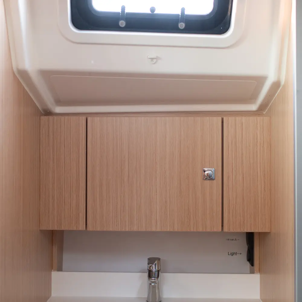 Karpouzi | A/C, Bow Thruster, Full teak deck 2