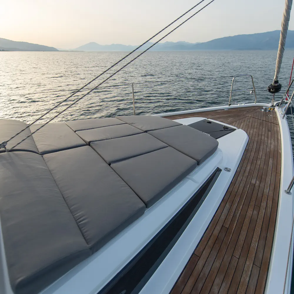 Karpouzi | A/C, Bow Thruster, Full teak deck 14
