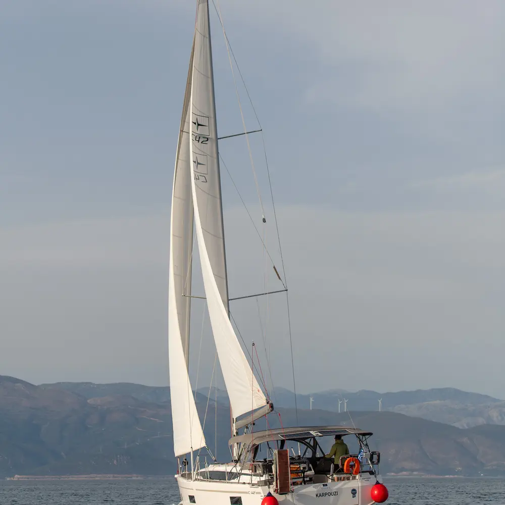 Karpouzi | A/C, Bow Thruster, Full teak deck 15