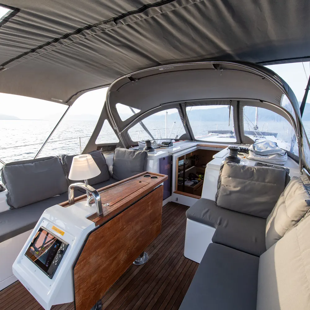Karpouzi | A/C, Bow Thruster, Full teak deck 21