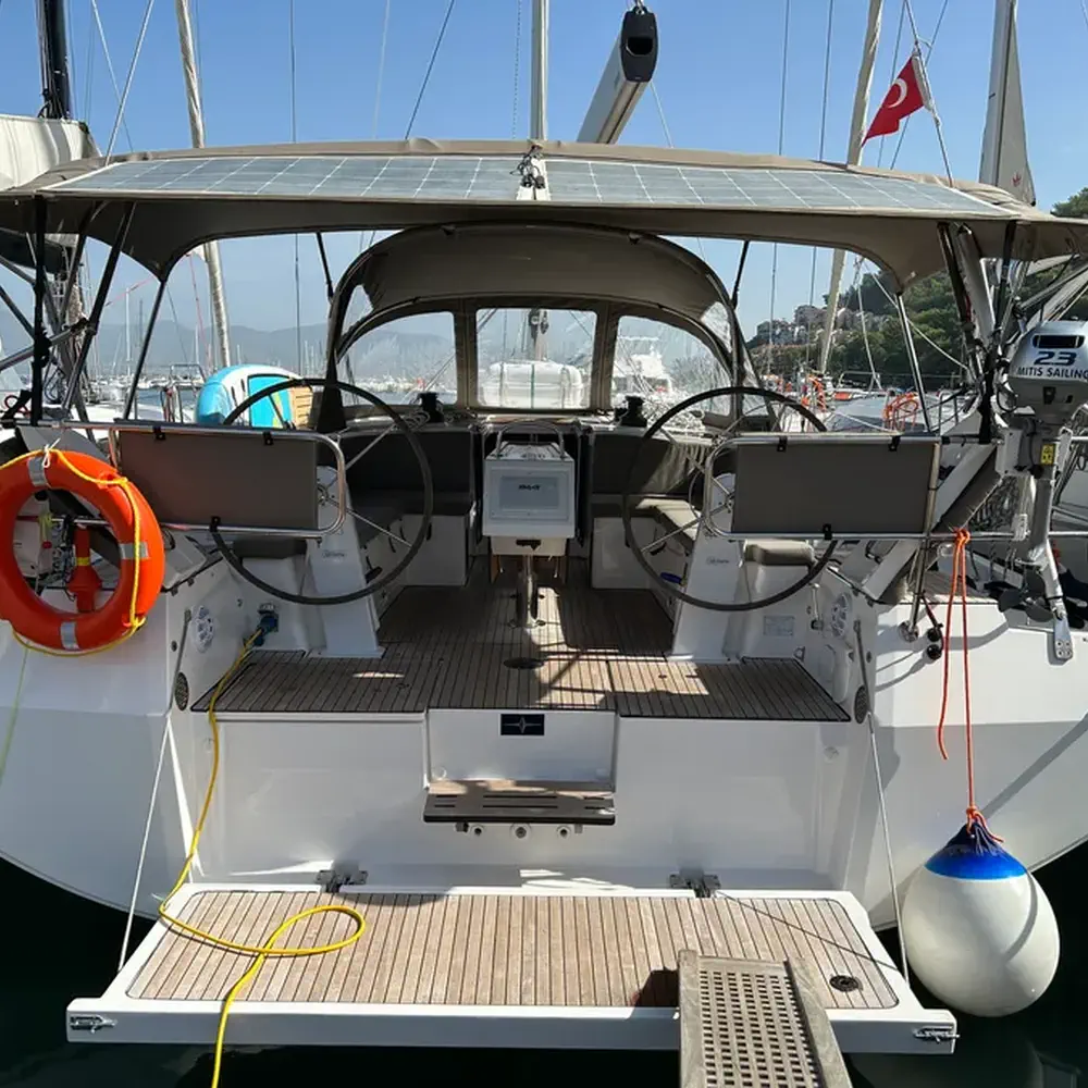  28
