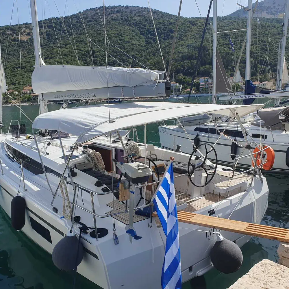 Main image of sail boat, Bavaria C42 Lydia