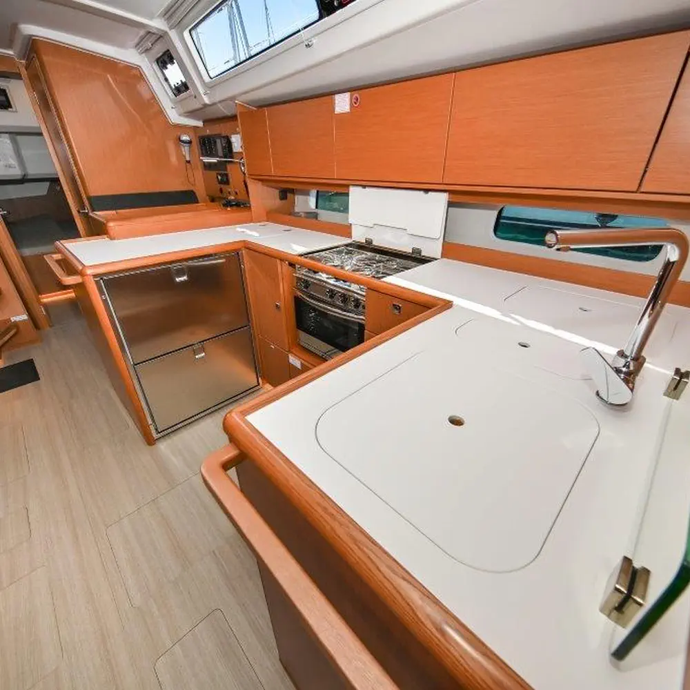 BOSUN 28