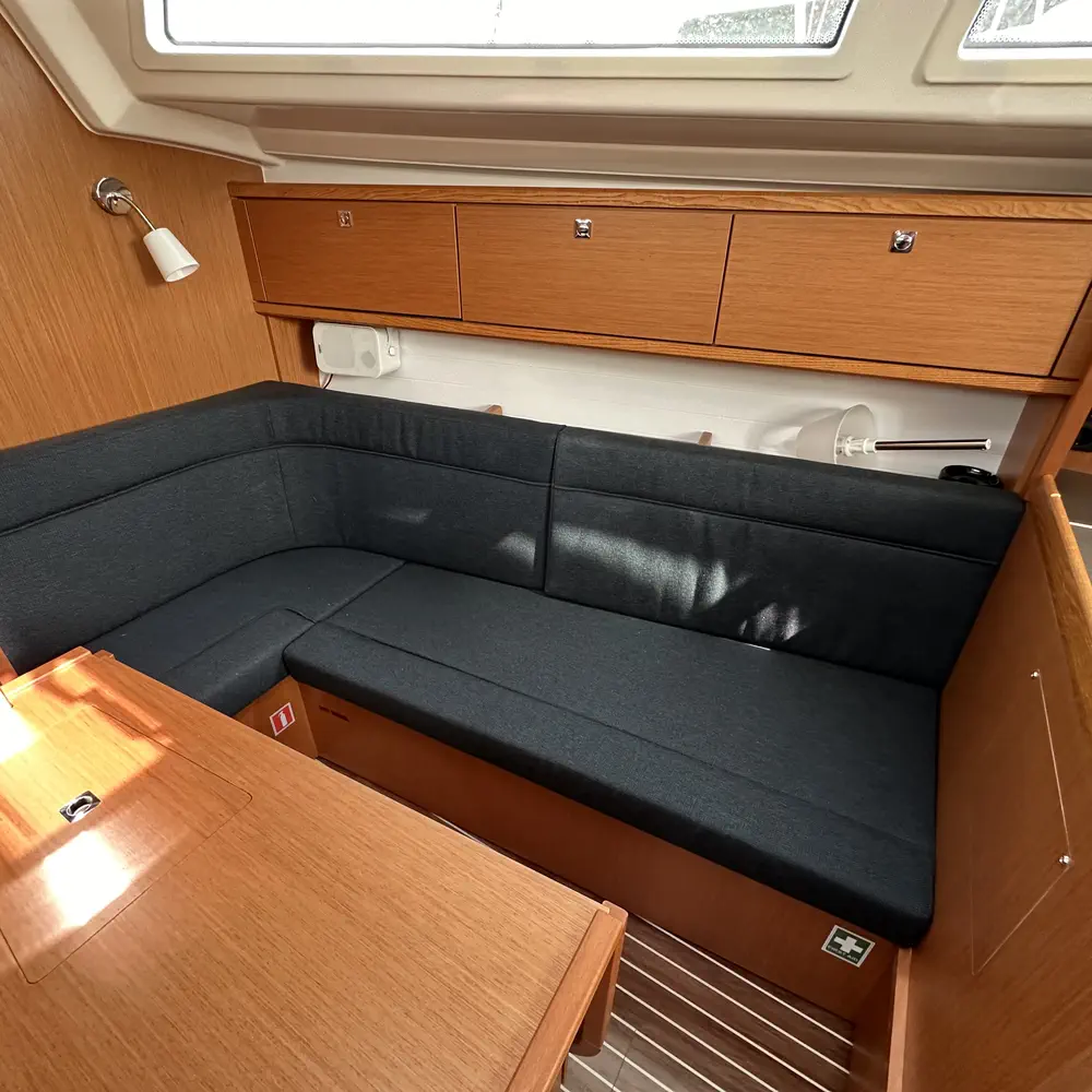 S/Y Eliza 21