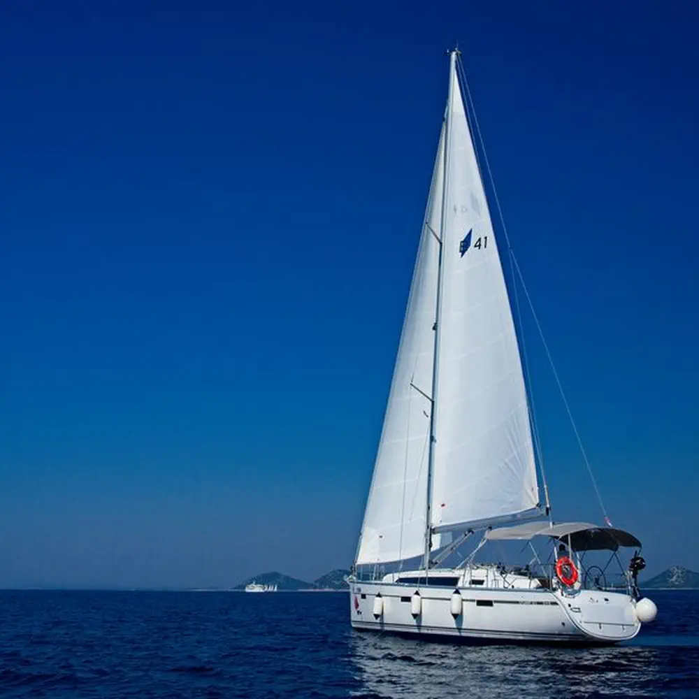 https://dsmkaagprkqin.cloudfront.net/images/bavaria-yachtbau/sail-boat/bavaria-cruiser-41/3872250314600421-1746554314517396421-mh-75-1000x1000.webp