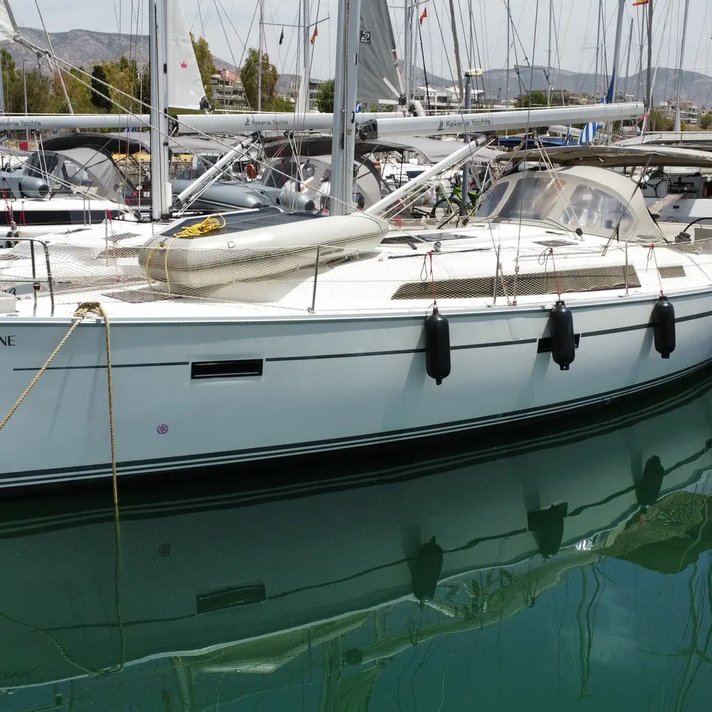 S/Y Yvonne 10