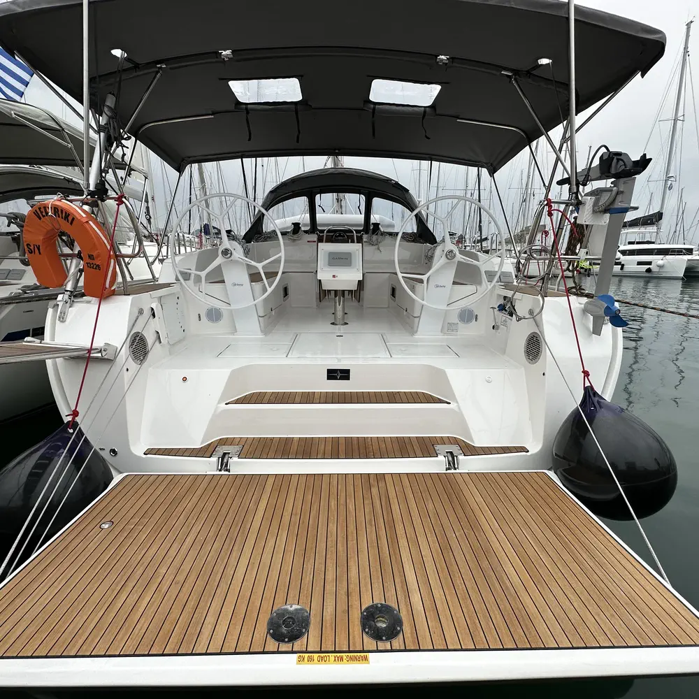 S/Y Nefeli 9