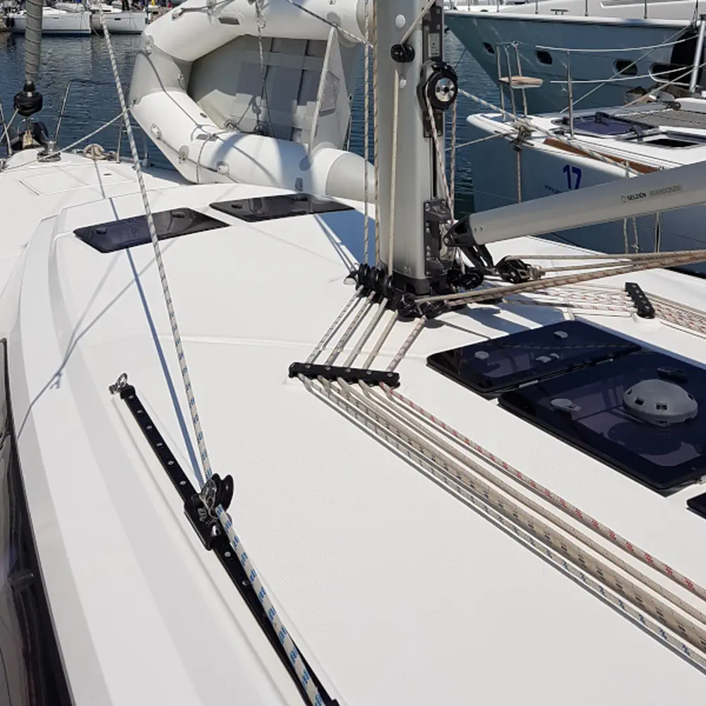 Ariadni 12