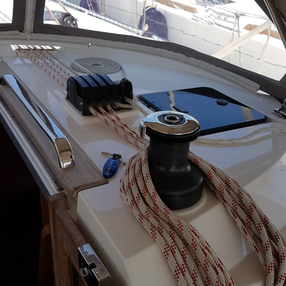 Ariadni 15