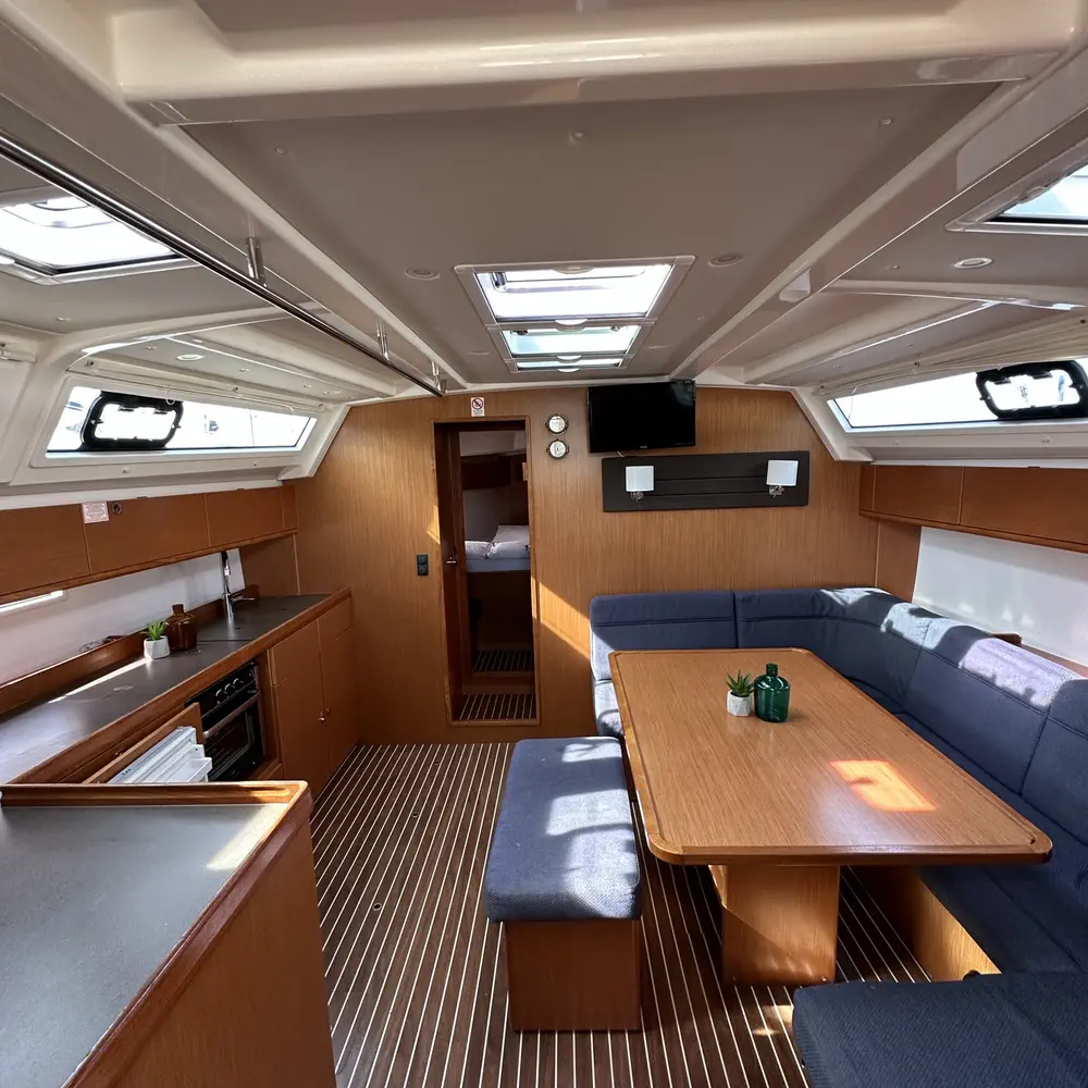 Janus 8