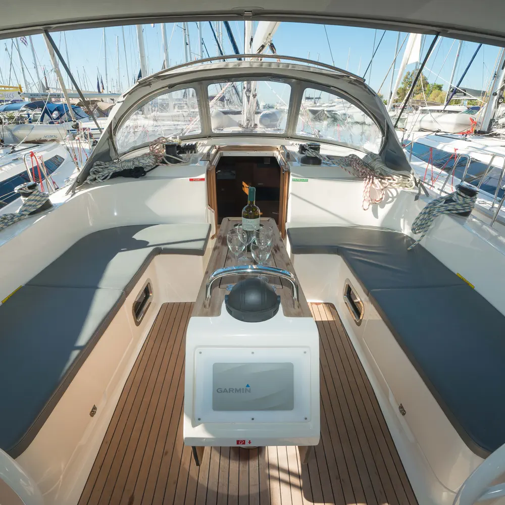 Charm 28