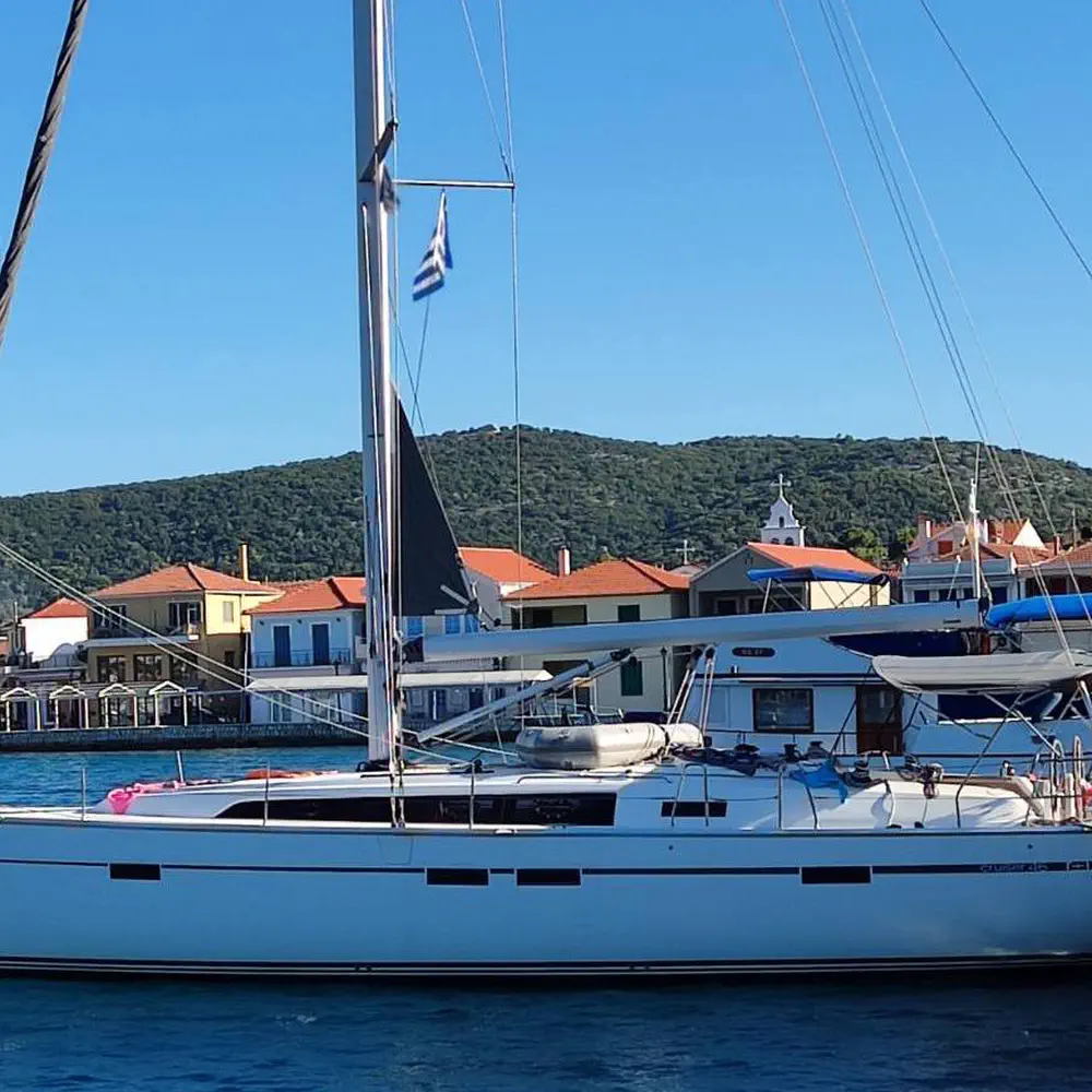 Athina 8