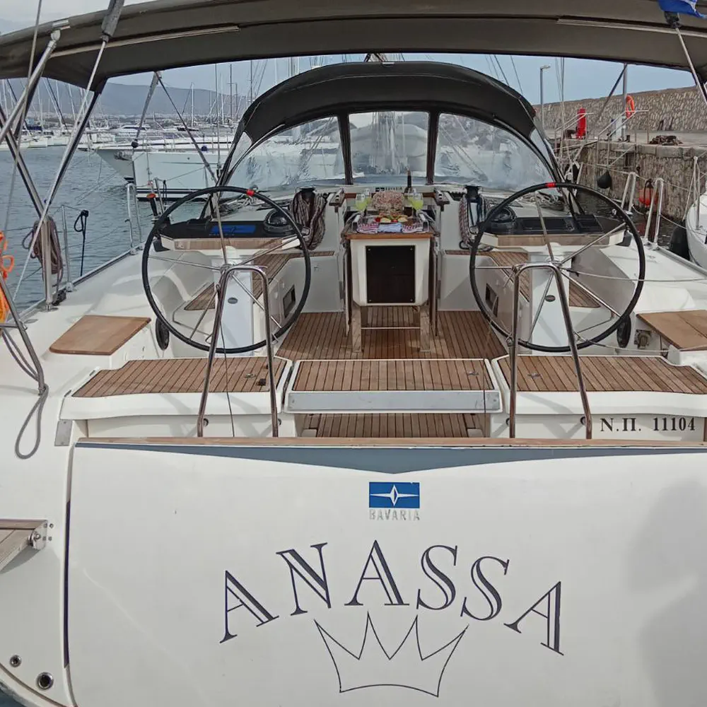 Anassa 10