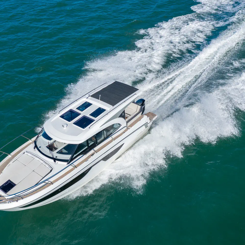 FALCON (Antares 11 coupe) 15