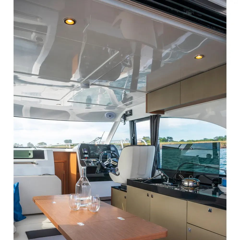 FALCON (Antares 11 coupe) 30