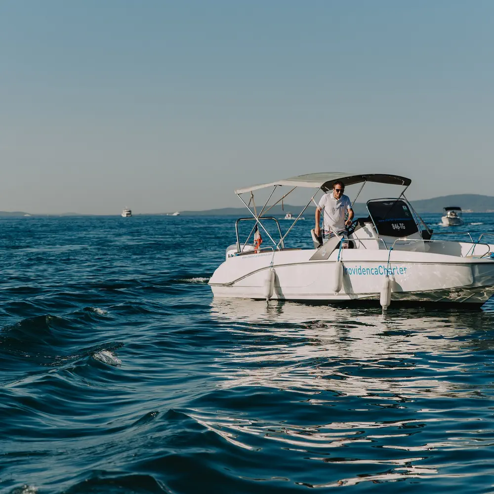 Beneteau Flyer 6 Space Deck 6