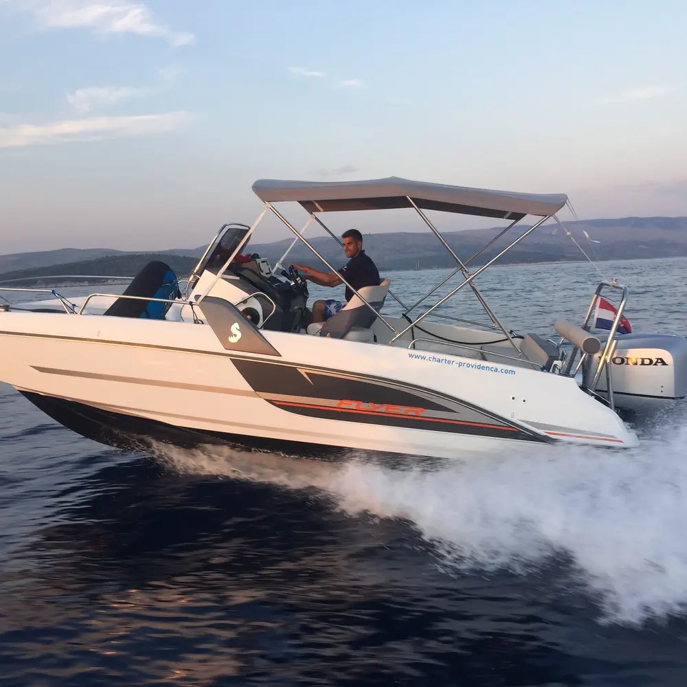 Beneteau Flyer 6 Space Deck 3