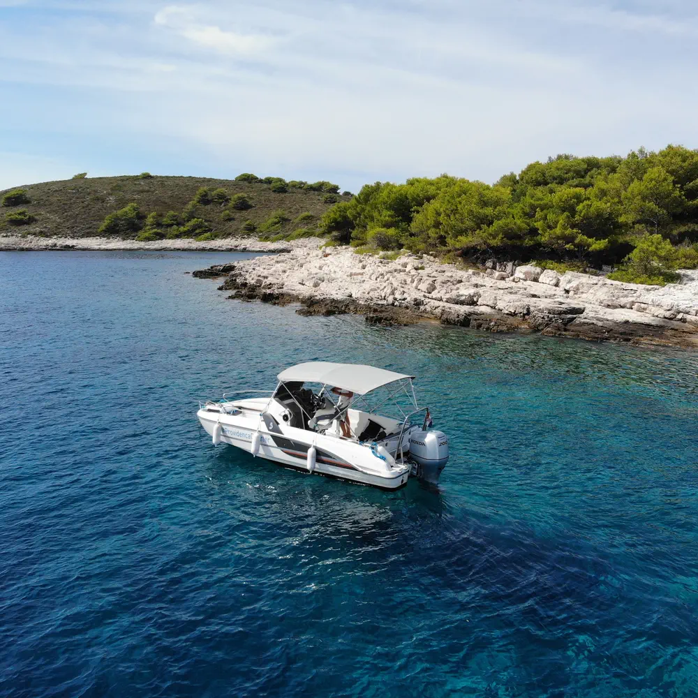 Beneteau Flyer 6 Space Deck 10