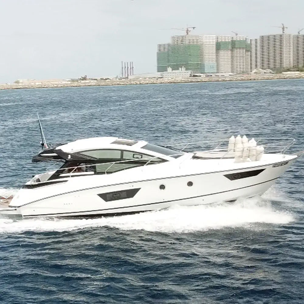Main image of motor boat, Beneteau GT40 Island Cruise