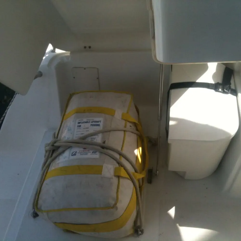 TRIZONIA  9