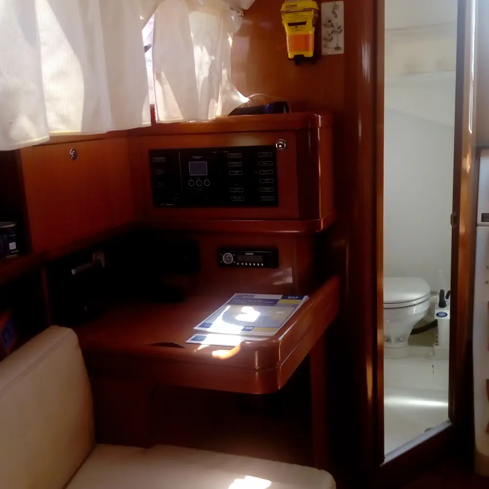 TRIZONIA  18