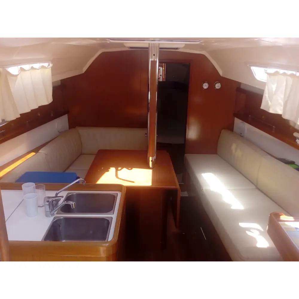TRIZONIA  22