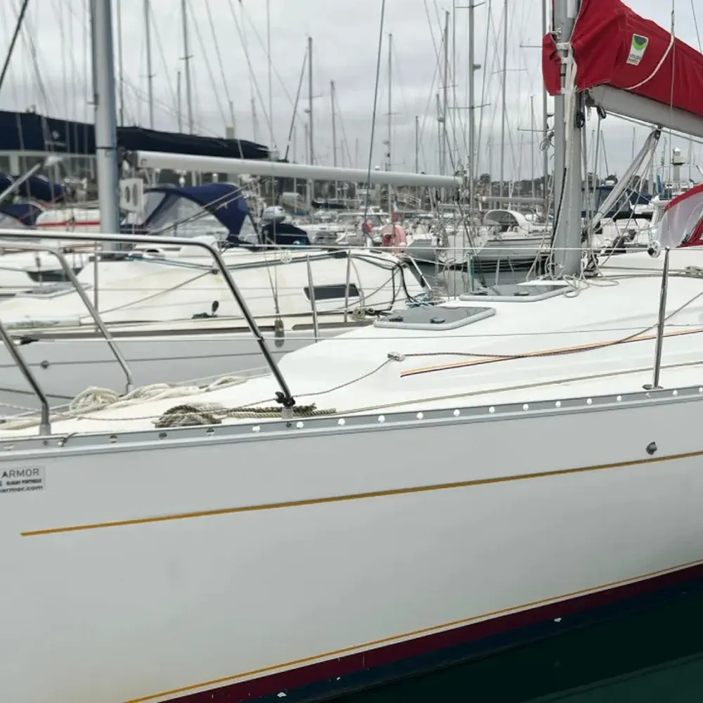 Main image of sail boat, Oceanis 311 Eole