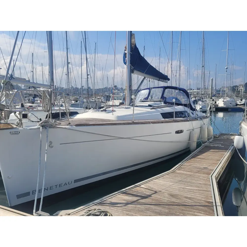 Main image of sail boat, Oceanis 37 Bandiagara