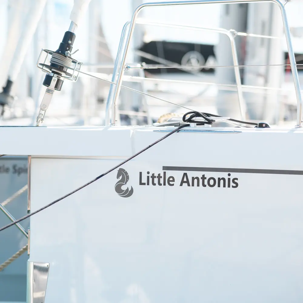 Little Antonis 4