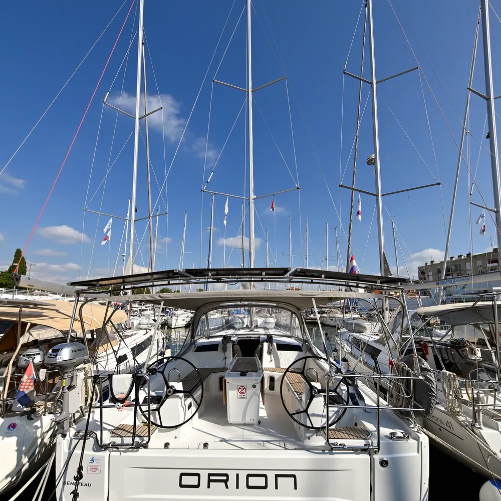Orion 33