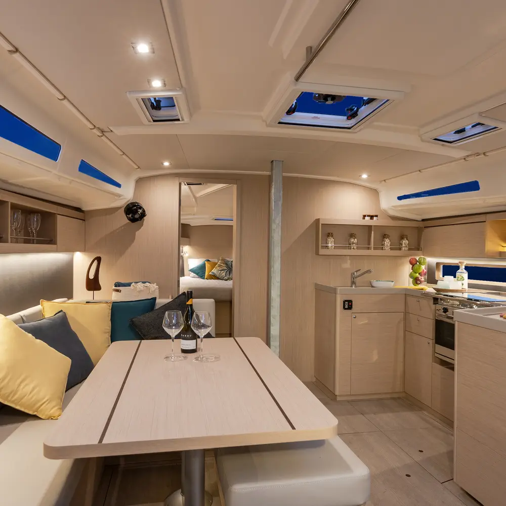 Sunsail 42 Premium 5