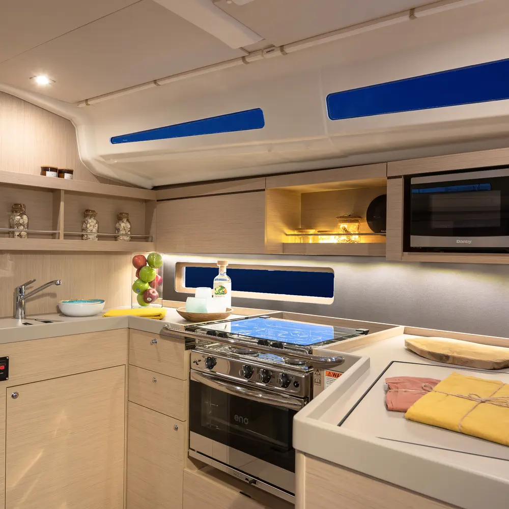 Sunsail 42 Premium 11