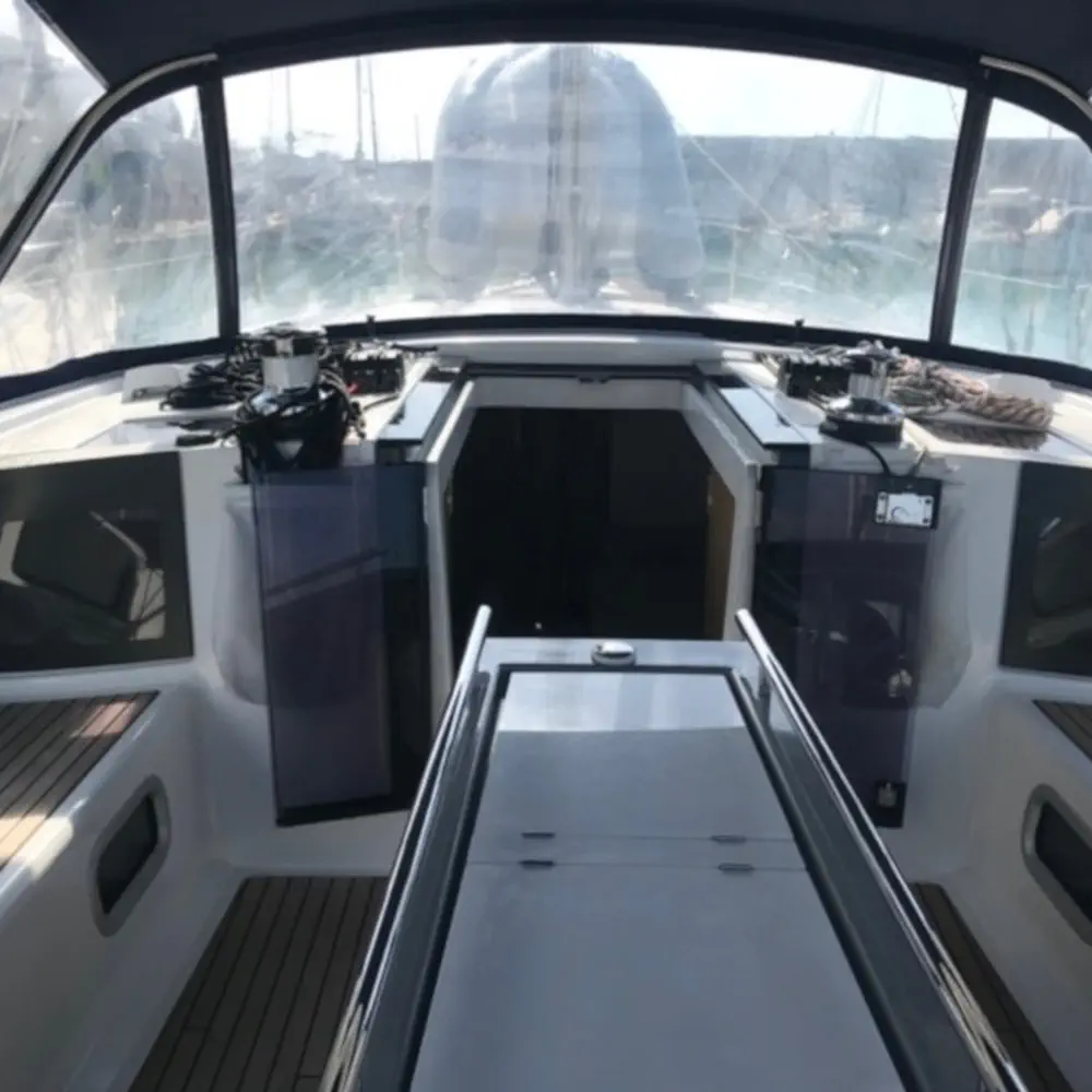 Alphard 6