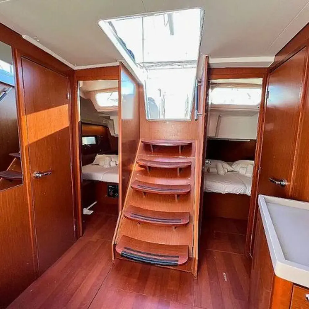 Ostria 11