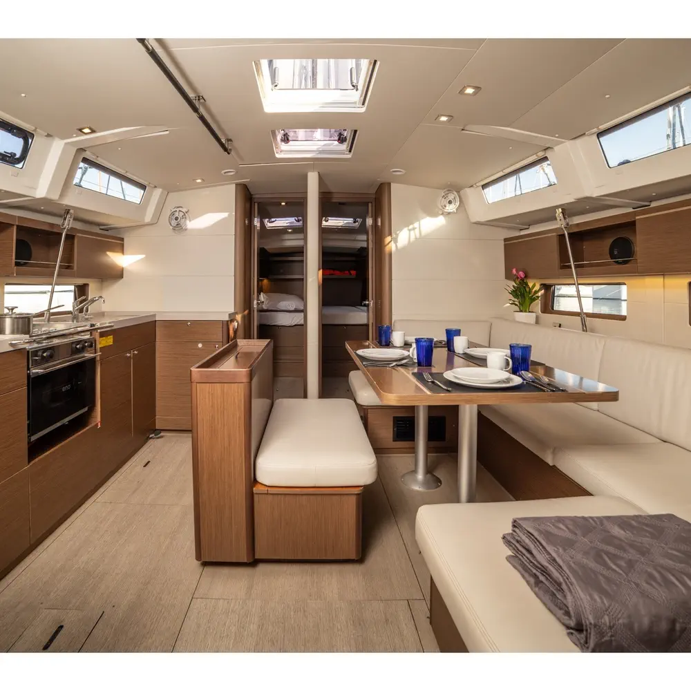 Oceanis46.1_1 10