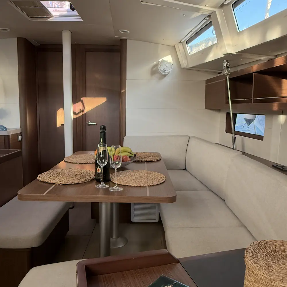 Athena 2 5