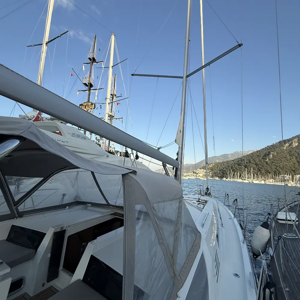 Athena 2 16