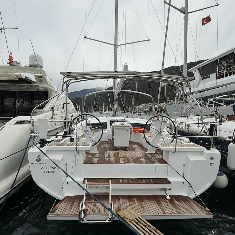 Athena 4 18