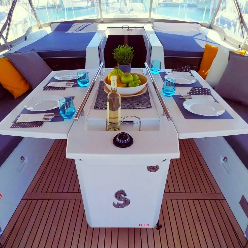 Infinity 27