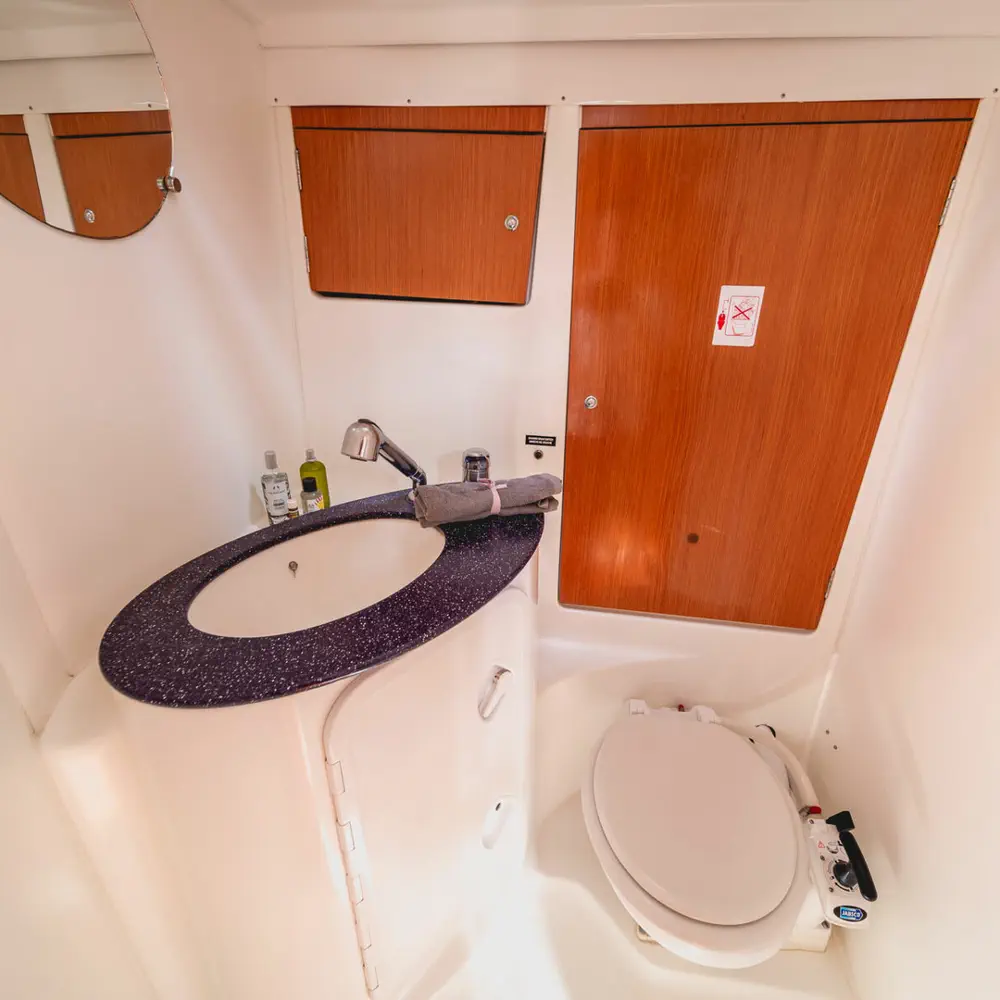 Zorba Cabin 1 32