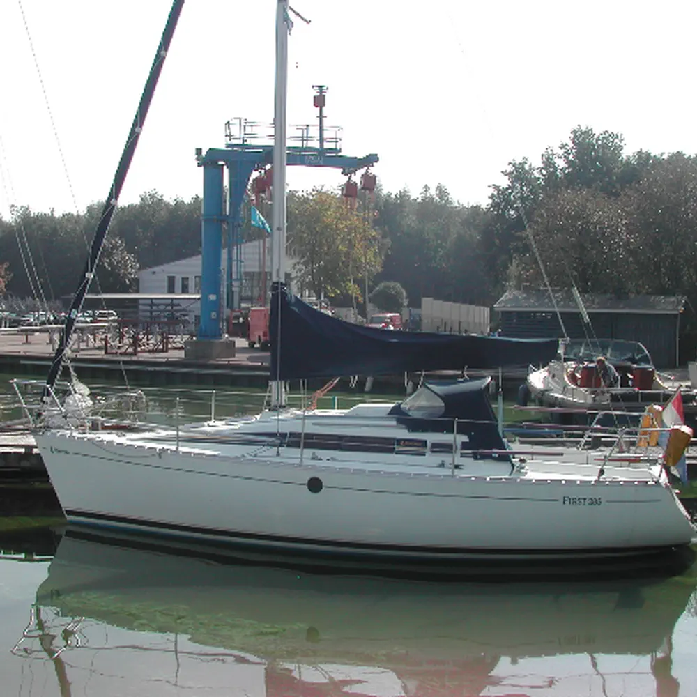 Main image of sail boat, First 285 Seagull