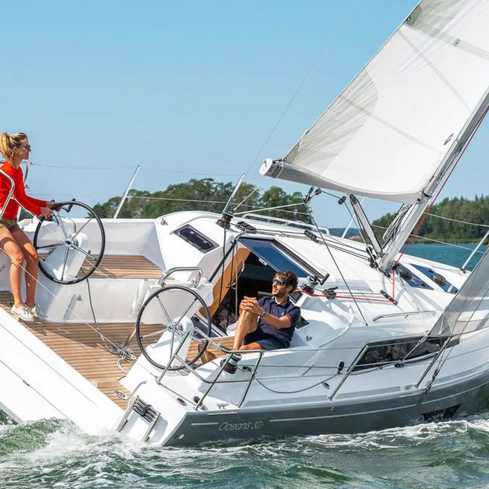 Moorings Oceanis 30.1 Exclusive 5
